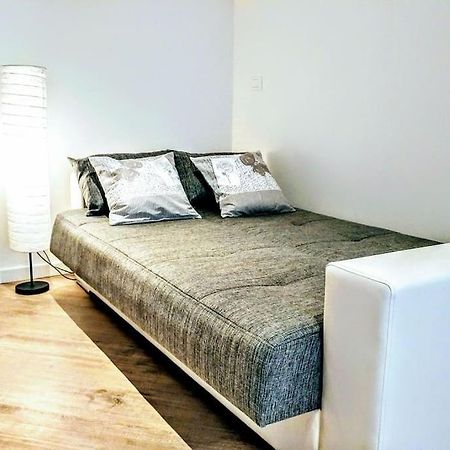 B&B Gocciadoro 26 Nuovo, Climatizzato, Zona Ospedale, Posto Auto Trento Dış mekan fotoğraf