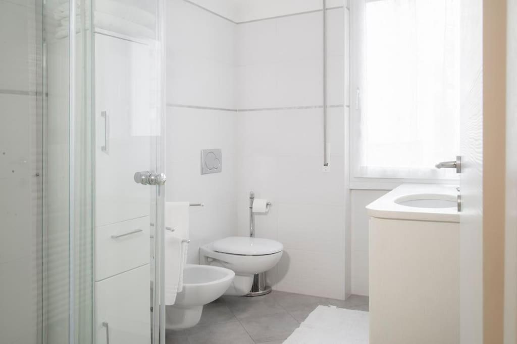 B&B Gocciadoro 26 Nuovo, Climatizzato, Zona Ospedale, Posto Auto Trento Dış mekan fotoğraf