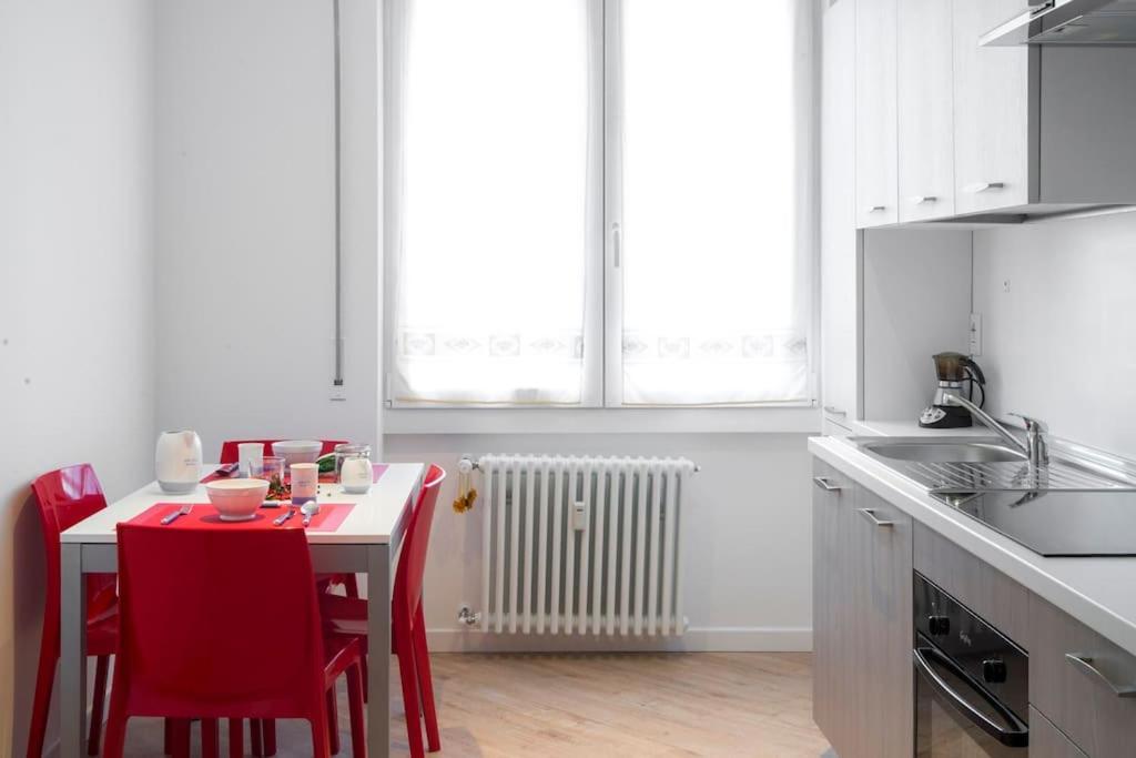 B&B Gocciadoro 26 Nuovo, Climatizzato, Zona Ospedale, Posto Auto Trento Dış mekan fotoğraf